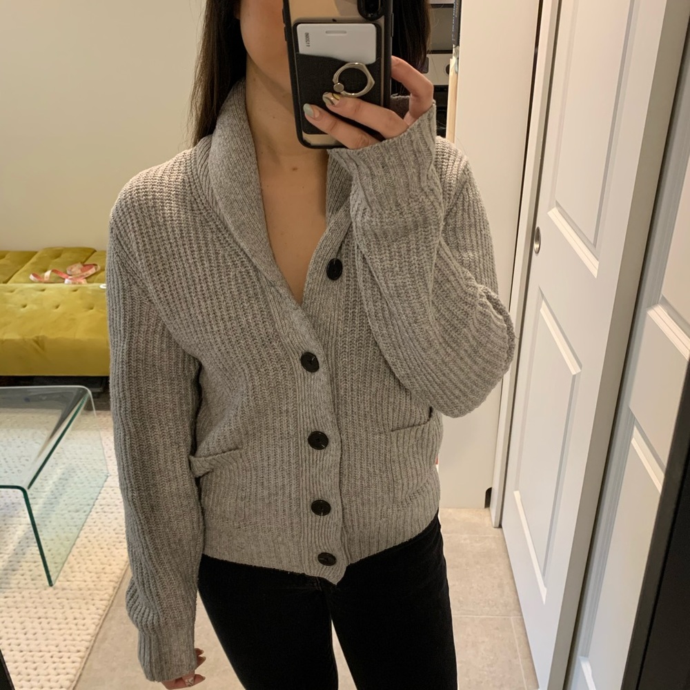 Uniqlo Grey Knit Cardigan